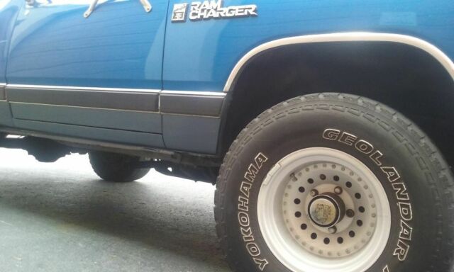 1986 dodge ram charger