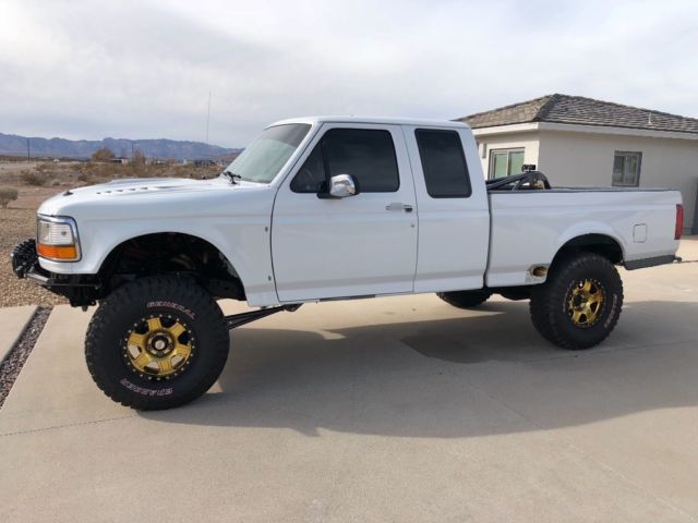 ford truck , trophy truck , baja truck , hot rod, race truck