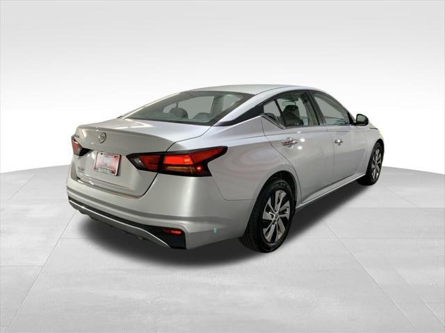 2023 nissan altima s fwd