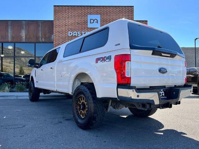 2017 ford f-250 lariat