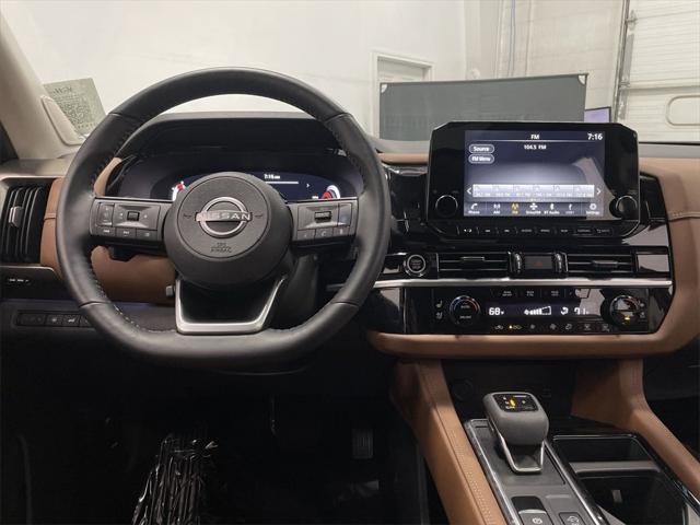 2023 nissan pathfinder platinum 4wd