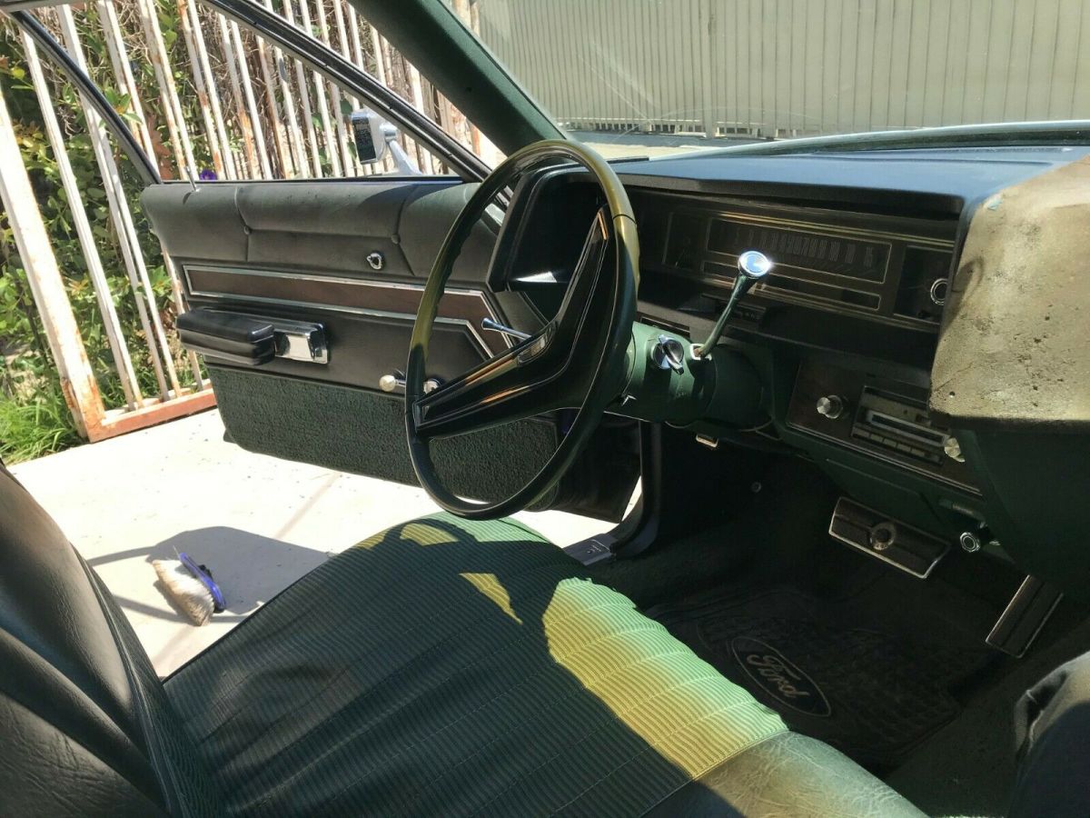 1971 ford country squire ltd