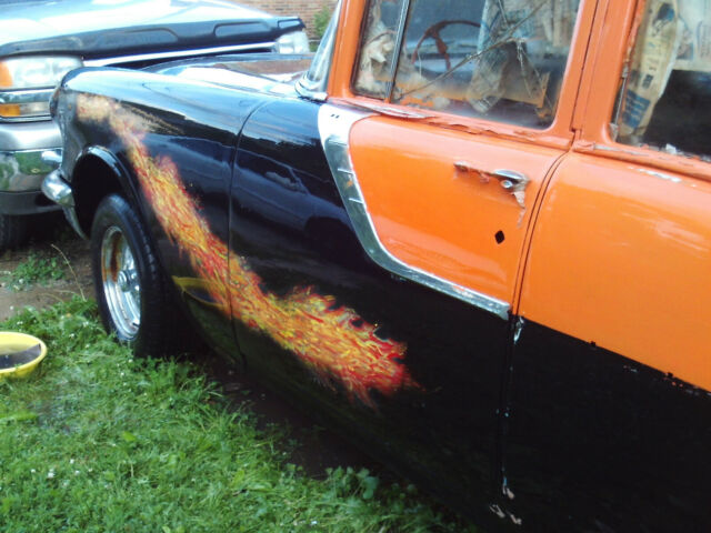 1955 pontiac star chief 4 door