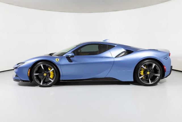 2022 ferrari sf90 stradale base
