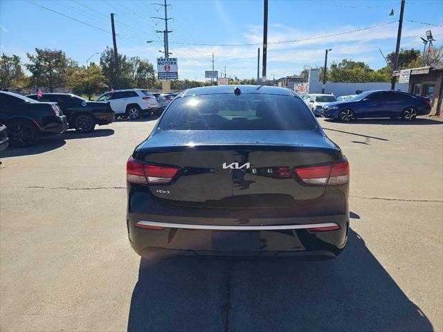 2023 kia rio lx