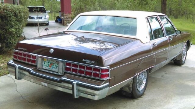 1981 pontiac bonneville 5.7 diesel rare car one owner-estate 69k miles-nice car