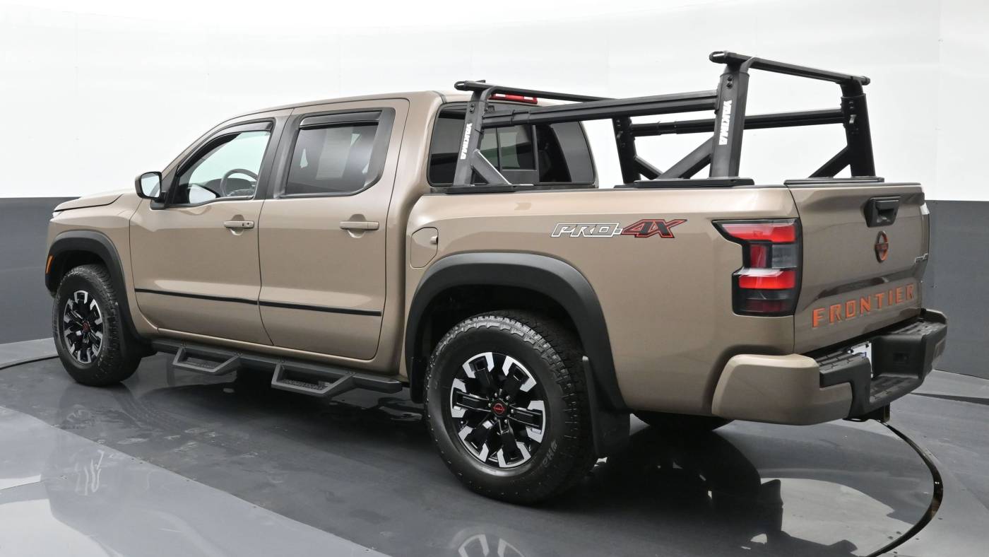 2022 nissan frontier pro-4x