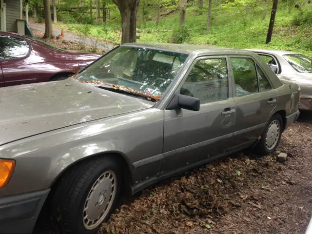 1988 mercedes-benz 300-e
