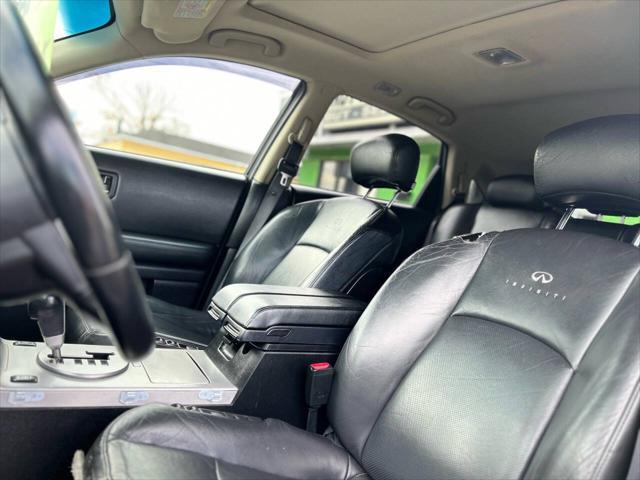 2005 infiniti fx35 base