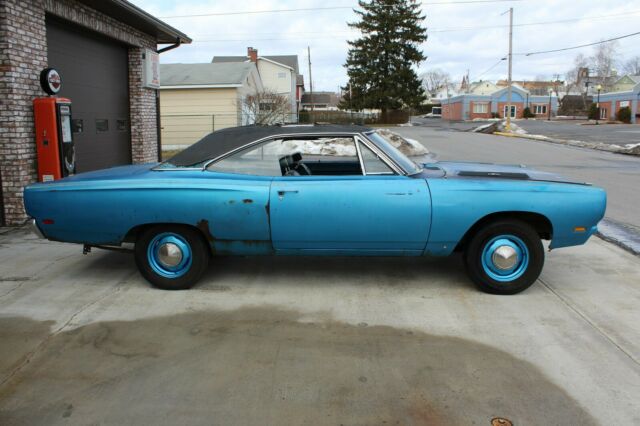 1969 plymouth roadrunner 426 hemi, 4 speed, #'s matching!