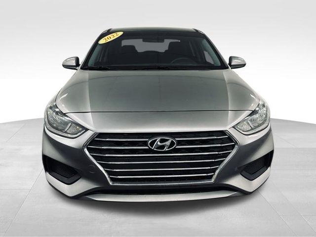 2022 hyundai accent se