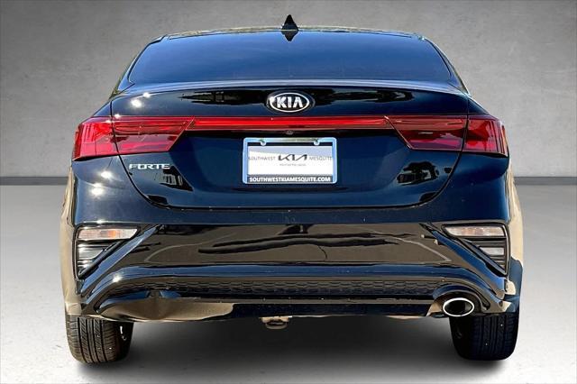 2021 kia forte lxs