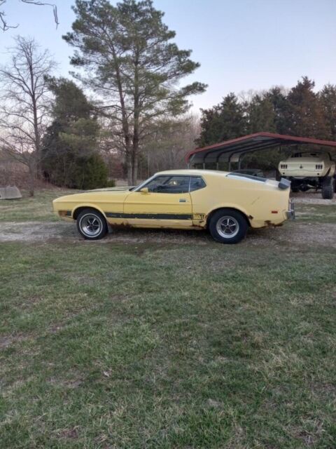 1973 ford mustang mach 1 coupe yellow fwd automatic