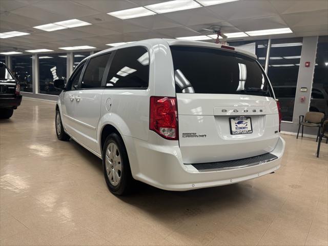 2016 dodge grand caravan avp/se