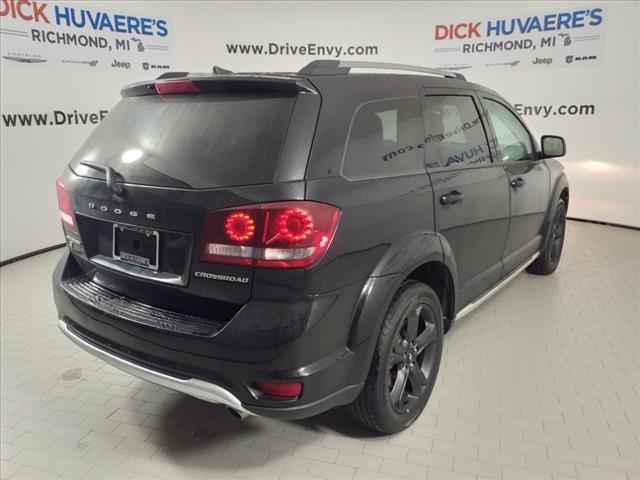 2018 dodge journey crossroad