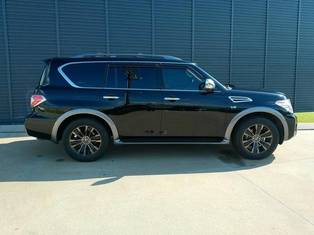 2017 nissan armada platinum