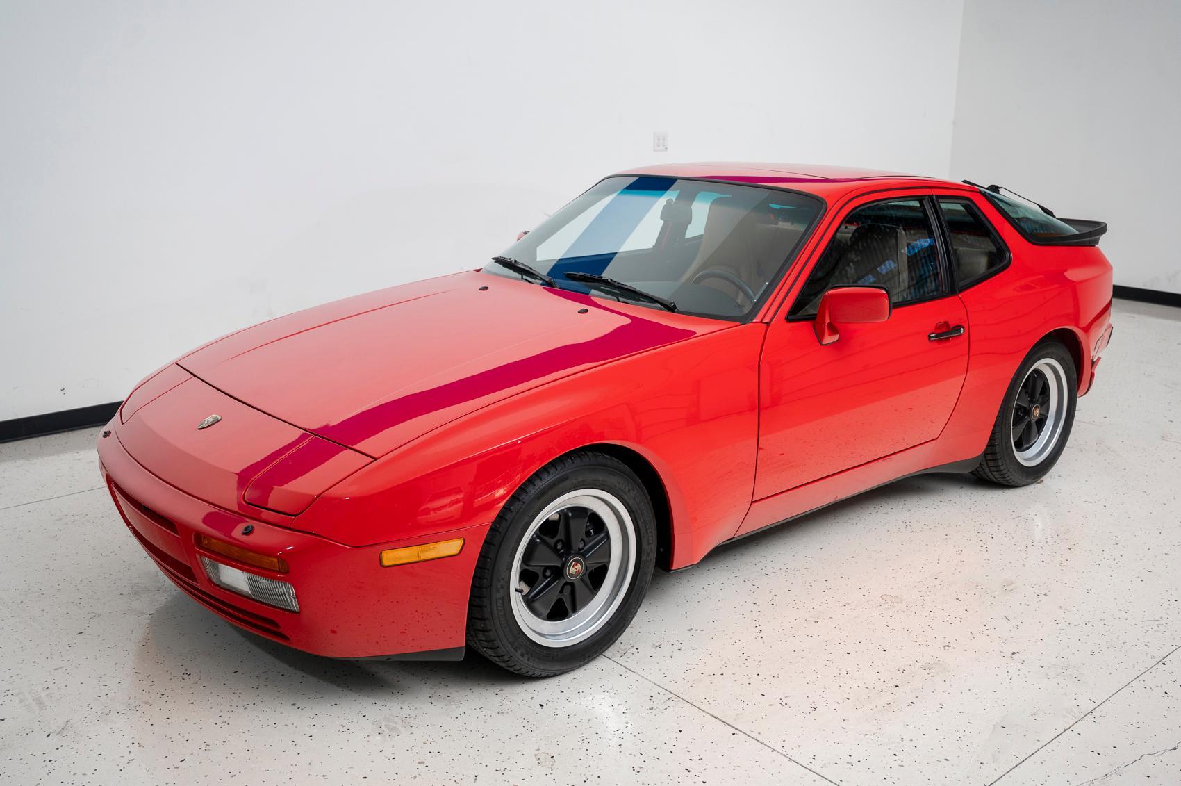 1986 porsche 944 turbo 5-speed