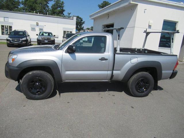 2014 toyota tacoma base