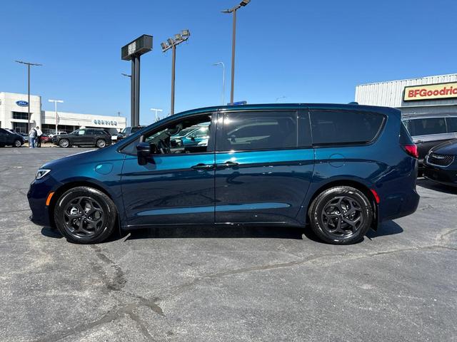 2022 chrysler pacifica hybrid limited