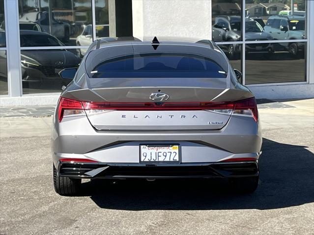 2022 hyundai elantra limited