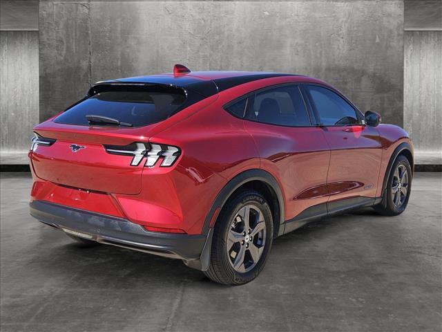2022 ford mustang mach-e select