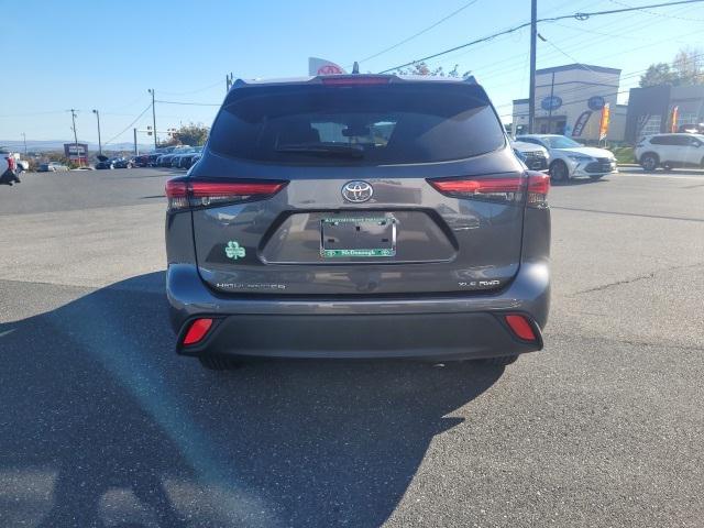 2023 toyota highlander xle