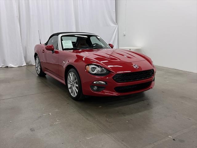 2017 fiat 124 spider base