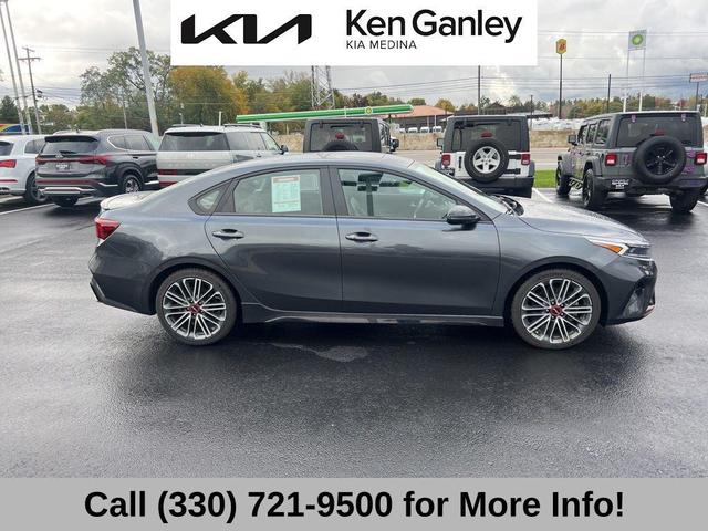 2023 kia forte gt