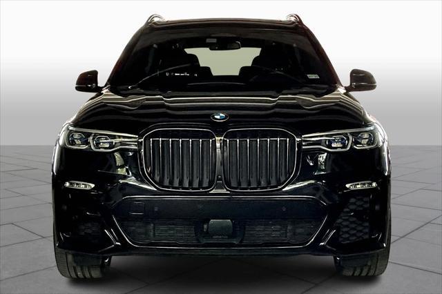2022 bmw x7 m50i