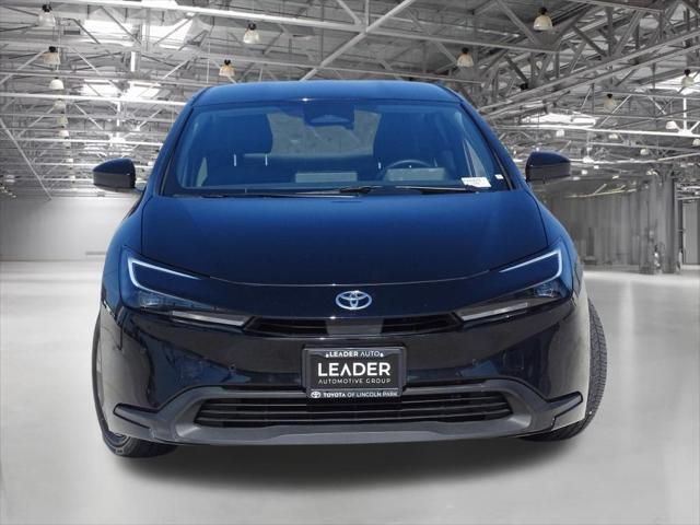 2023 toyota prius le