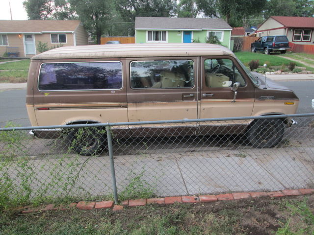 1984 ford e-series van club wagon xlt no reserve !!!