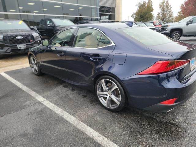 2017 lexus is 300 base