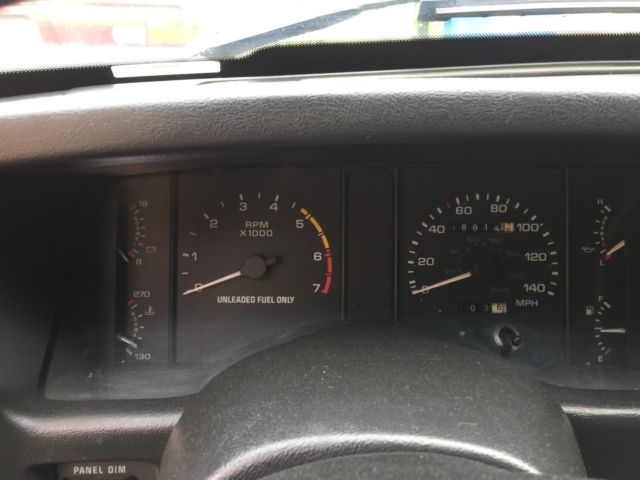 1993 ford mustang gt convertible - excellent condition