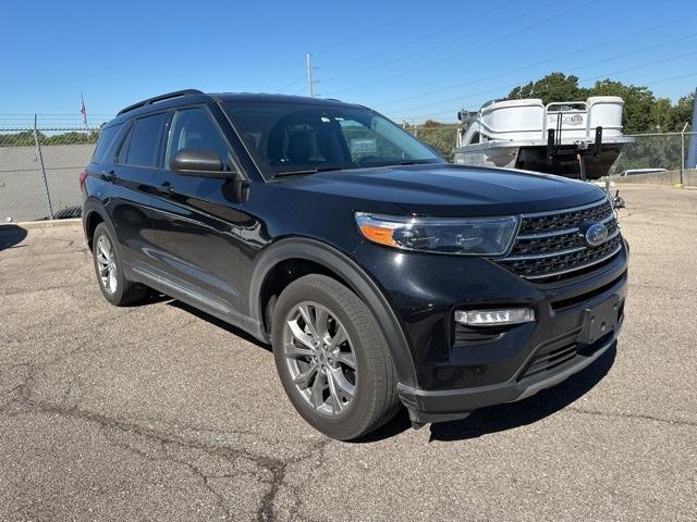 2021 ford explorer xlt