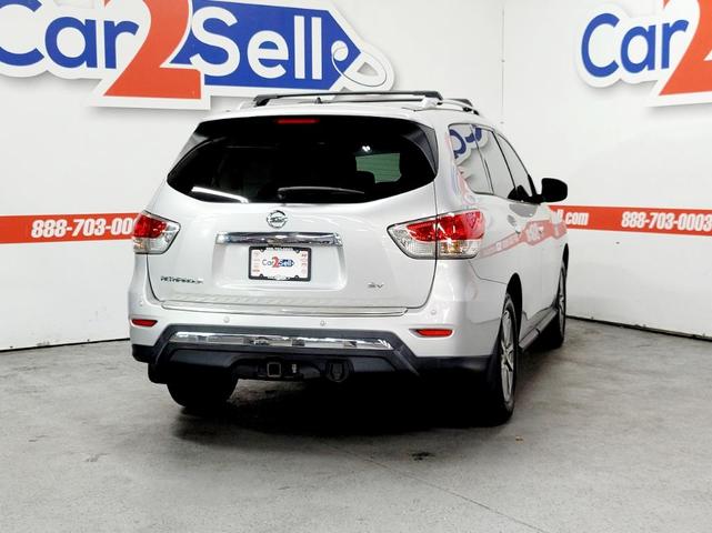 2016 nissan pathfinder sv