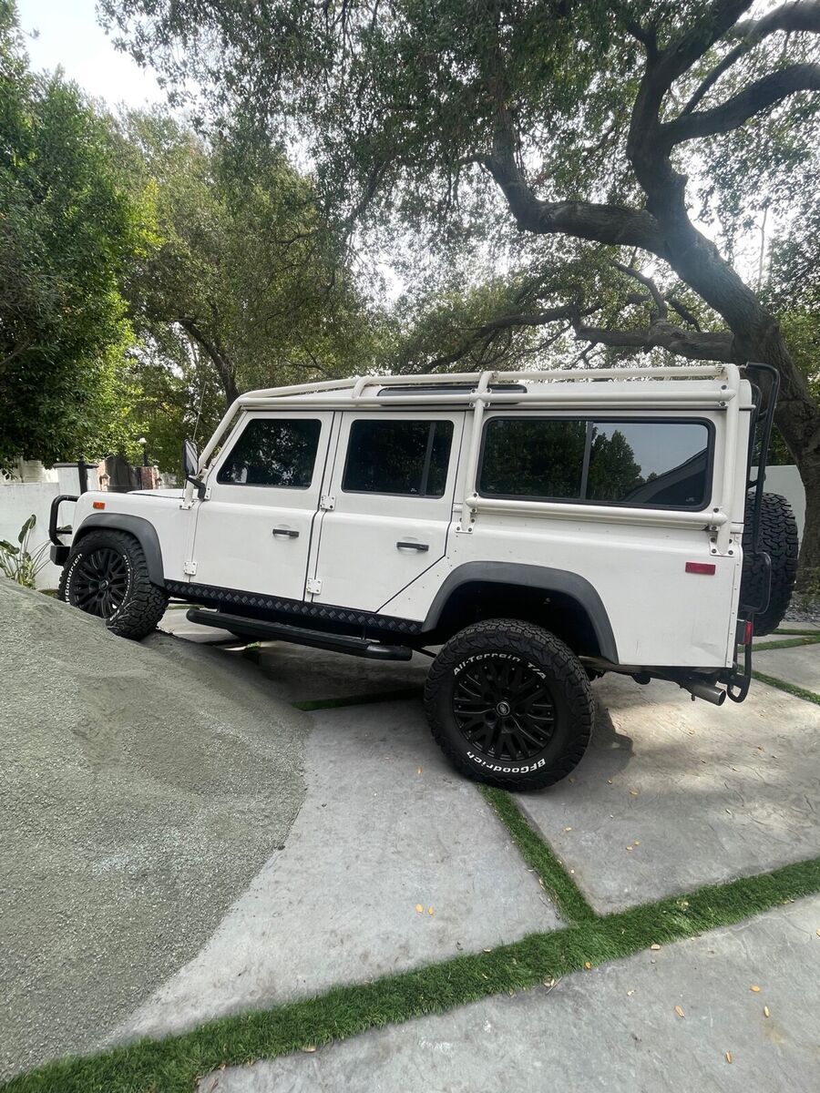 1993 land rover defender suv white 4wd automatic 110