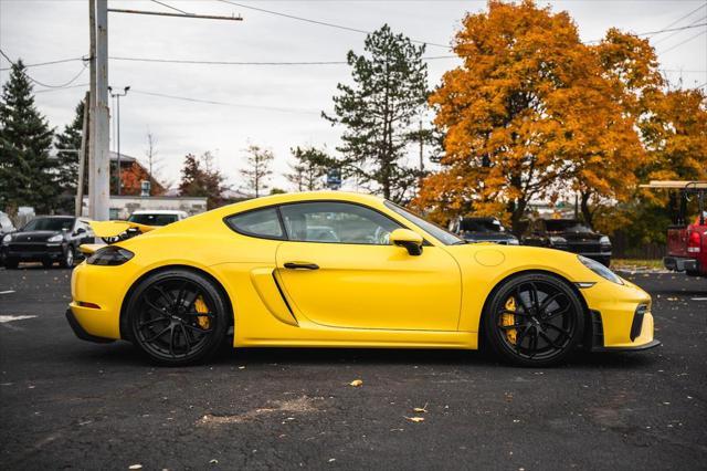 2020 porsche 718 cayman gt4