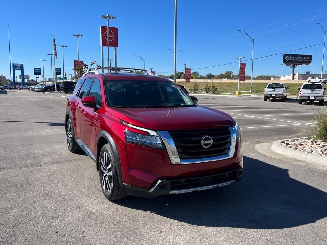 2024 nissan pathfinder platinum
