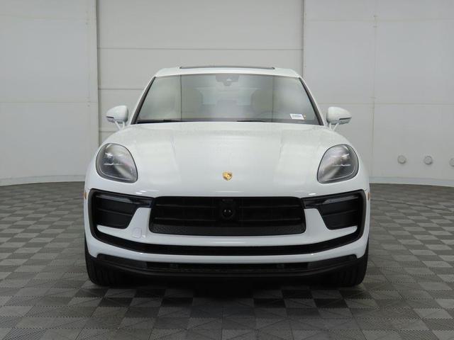 2024 porsche macan base
