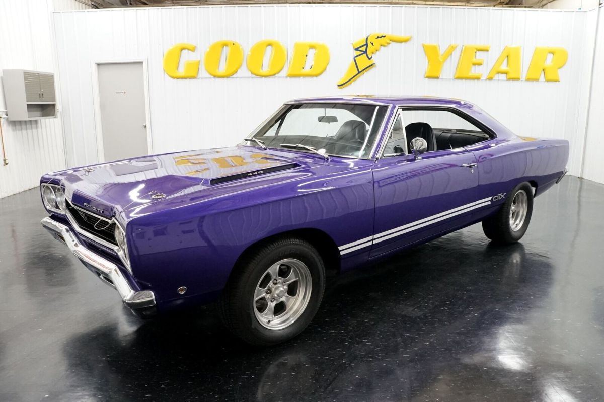 1968 plymouth gtx 2 door hardtop