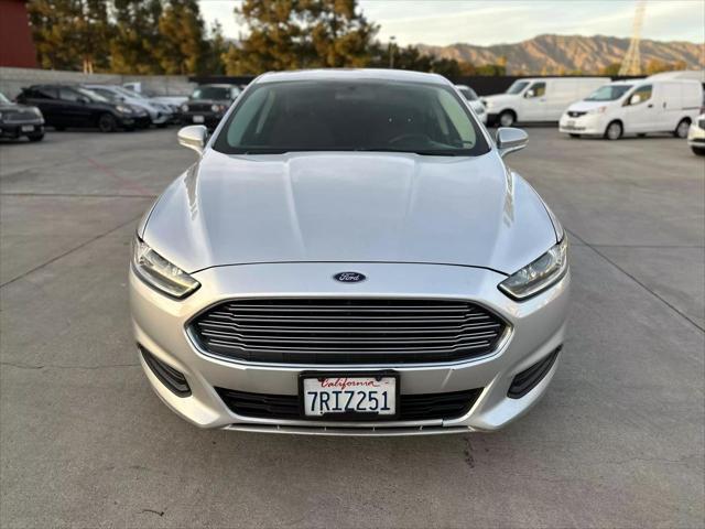 2016 ford fusion hybrid se