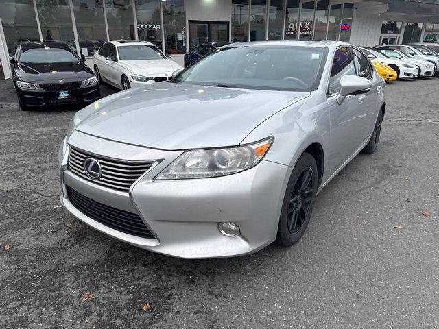 2014 lexus es 300h base