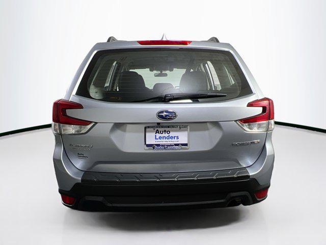 2021 subaru forester base