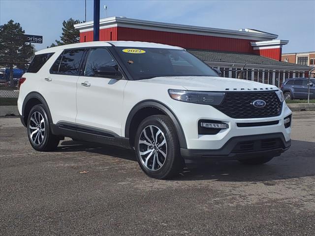 2022 ford explorer st