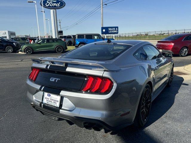 2022 ford mustang gt premium