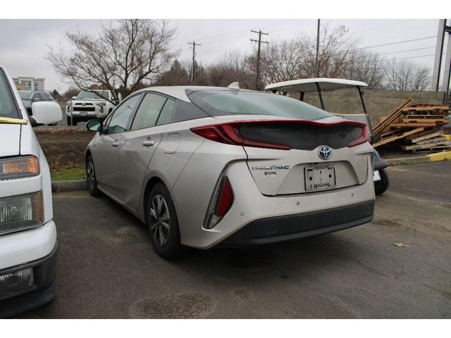 2018 toyota prius prime advanced