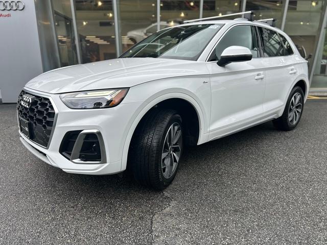 2024 audi q5 45 s line premium