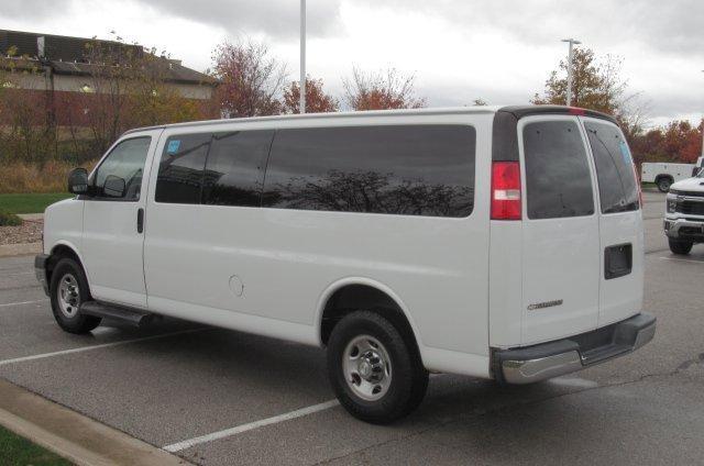 2020 chevrolet express 3500 lt