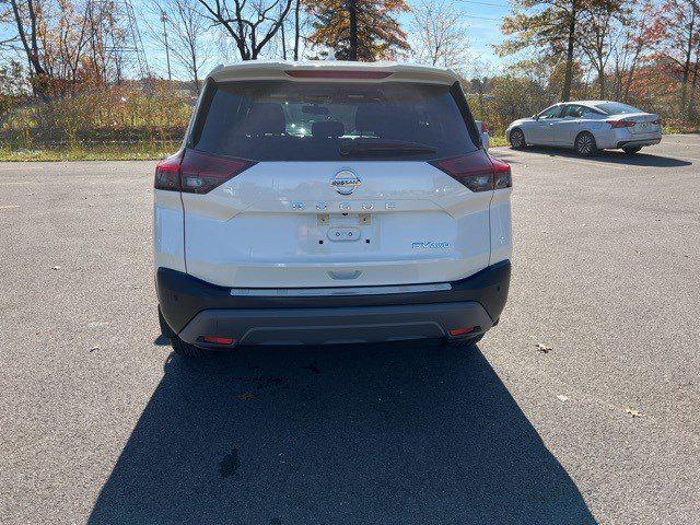 2021 nissan rogue sv