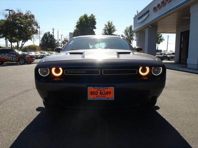 2023 dodge challenger sxt